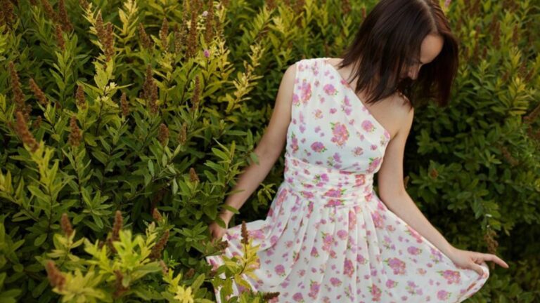 6 Must-Have Floral Dresses in Australia for Every Season