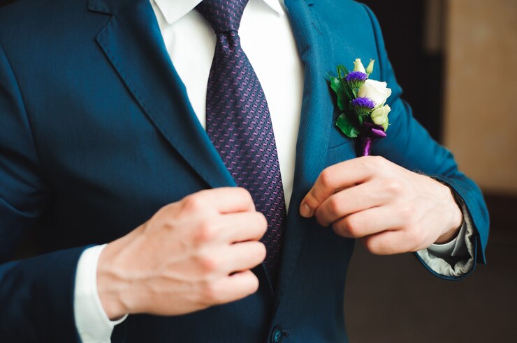 Why Boutineers are Essential Accessories for Grooms and Wedding Parties