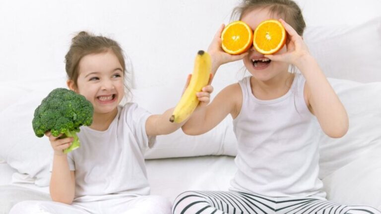 Happy and Healthy Kids: Choosing the Right Multivitamin for Your Child