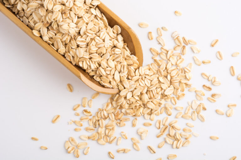Why Rolled Oats Should Be a Staple in Your Pantry