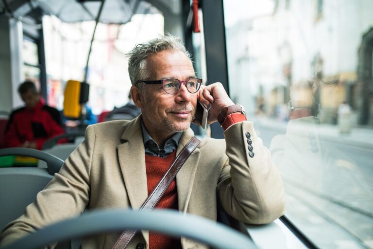 How Senior Services Transportation Helps Seniors Maintain Independence